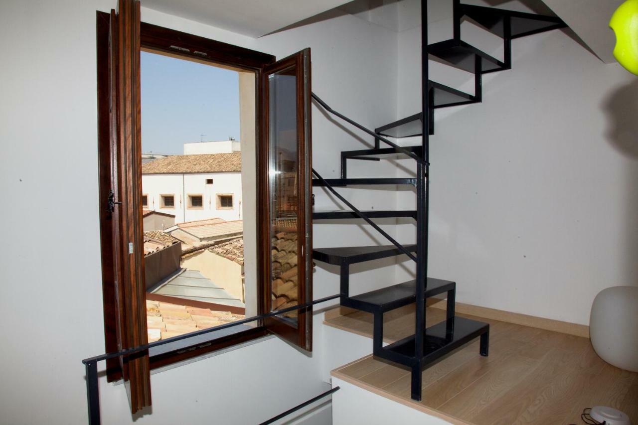 Vista Capo Apartment Palermo Bagian luar foto