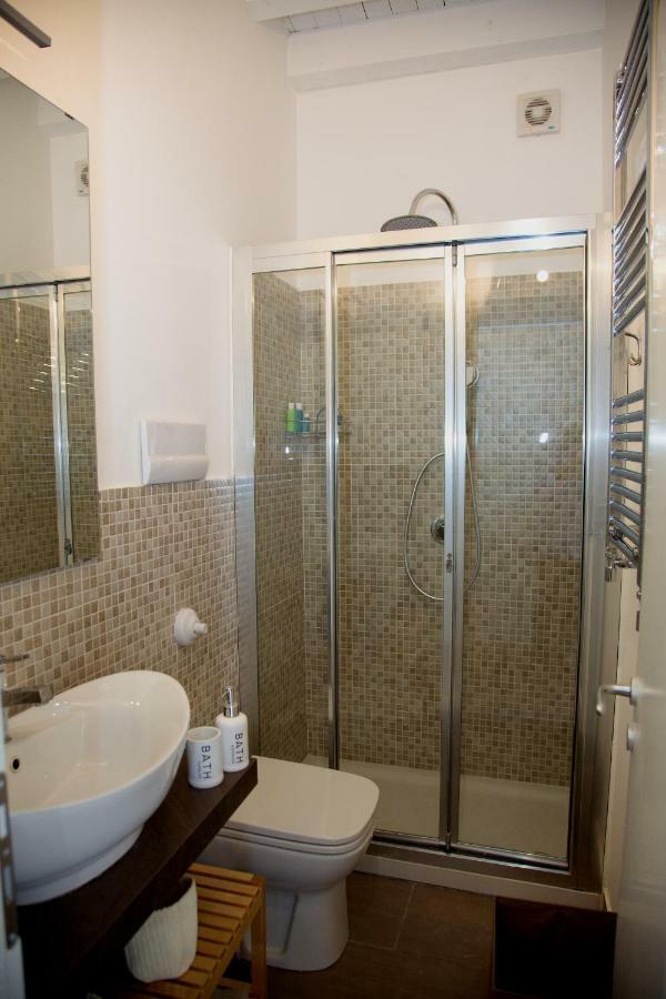 Vista Capo Apartment Palermo Bagian luar foto