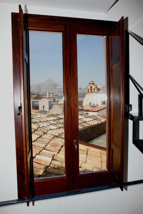 Vista Capo Apartment Palermo Bagian luar foto